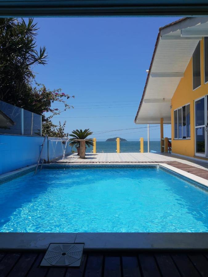 Mansao Ouro Verde Vlc Frente Para O Mar Com Piscina Piçarras Eksteriør bilde